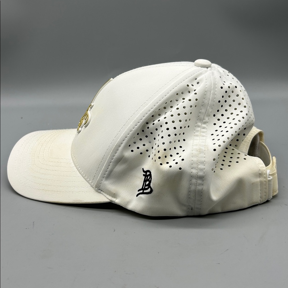 Branded Bills White Golf Hat Performance 500 - Picture 4 of 7